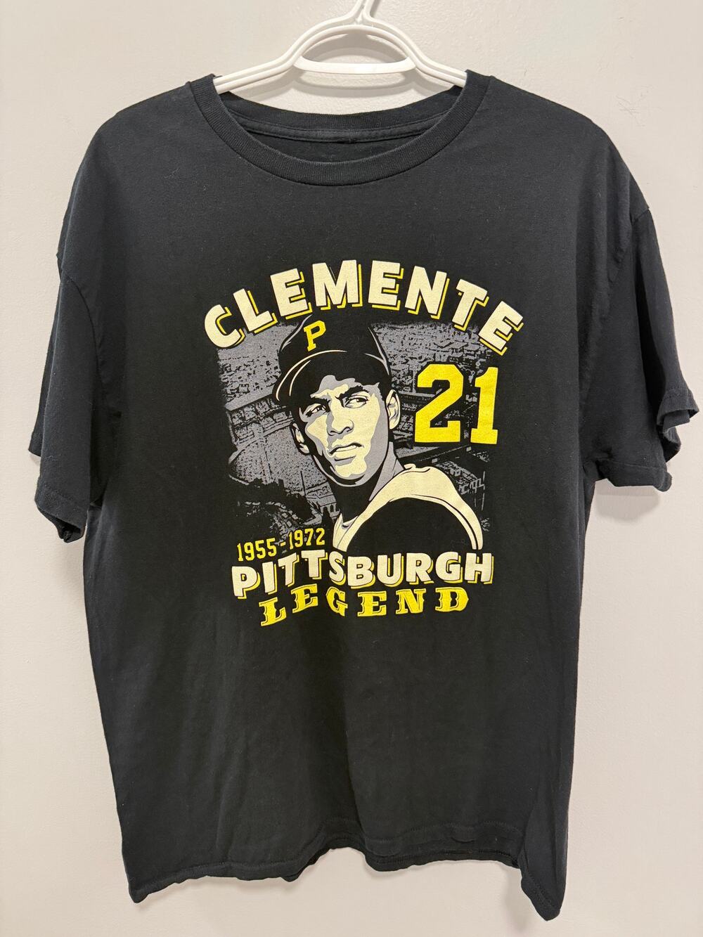 Roberto Clemente 21 Pittsburgh Pirates T Shirt Size Large